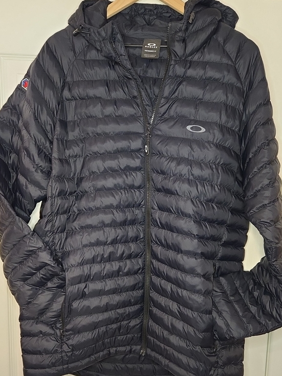 Oakley Other - Oakley Men's Black Packable Puffer Jacket with Hood W/ MATCO TOOLS PATCH